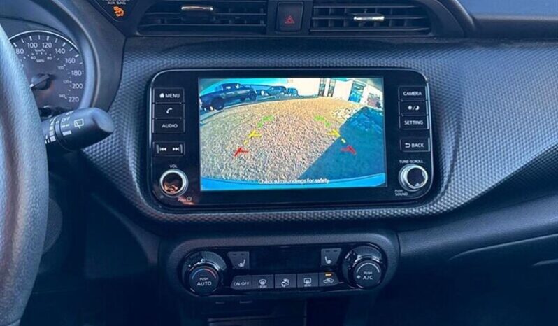 
								2021 Nissan Kicks SV full									