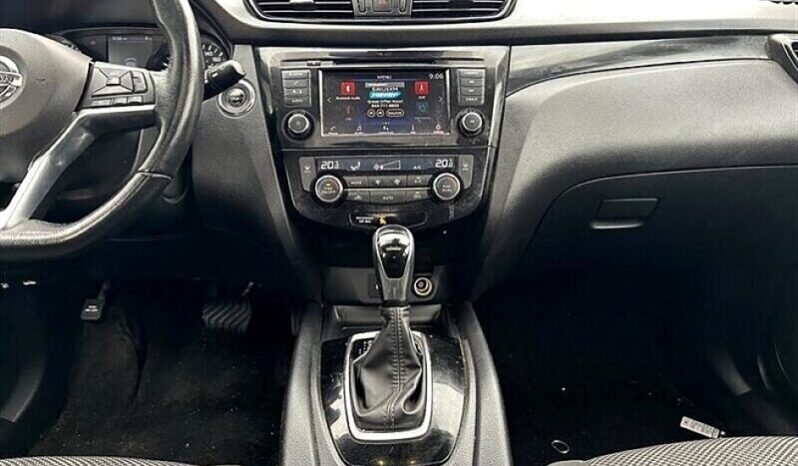 
								2019 Nissan Qashqai SV full									