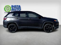 
										2019 Jeep Compass Altitude full									