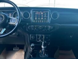 
										2019 Jeep Wrangler Sahara full									