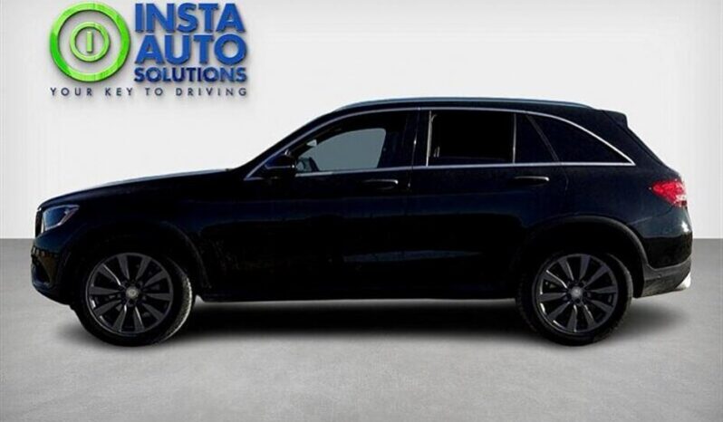 
								2016 Mercedes-Benz GLC GLC 300 4MATIC full									