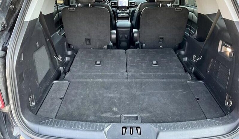 
								2022 Ford Explorer Limited full									