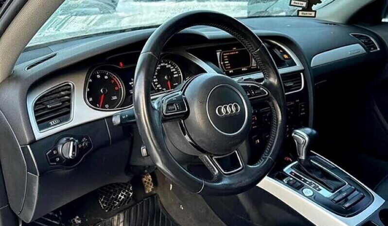 
								2016 Audi A4 2.0T quattro Komfort plus full									