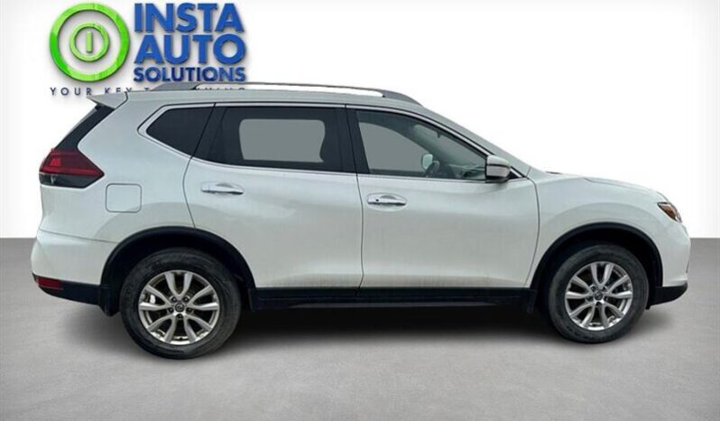 
								2019 Nissan Rogue SV full									