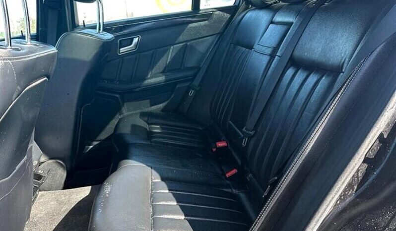 
								2016 Mercedes-Benz E-Class E 400 4MATIC full									