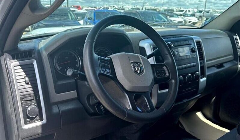 
								2012 RAM 1500 SLT full									