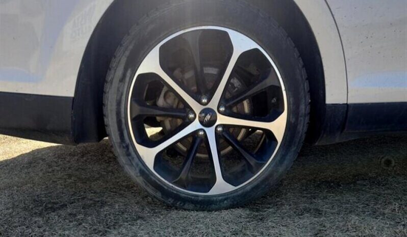 
								2015 Ford Taurus SEL full									
