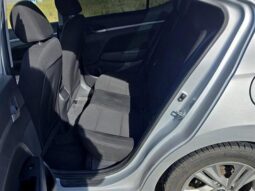 
										2020 Hyundai Elantra Preferred full									