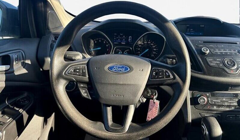 
								2018 Ford Escape SE full									