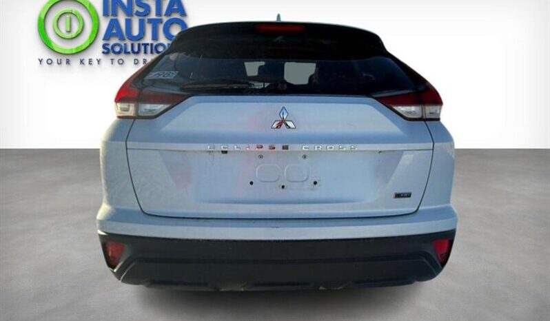 
								2022 Mitsubishi Eclipse Cross ES full									