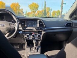 
										2020 Hyundai Elantra Preferred full									