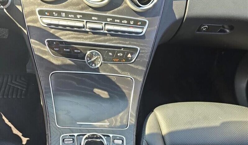 
								2017 Mercedes-Benz C-Class C 300 4MATIC full									