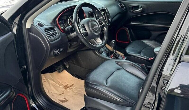 
								2018 Jeep Compass Trailhawk full									
