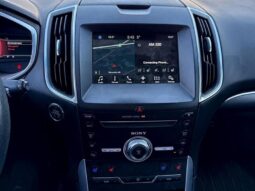 
										2018 Ford Edge Titanium full									