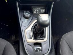 
										2016 Jeep Cherokee Sport full									