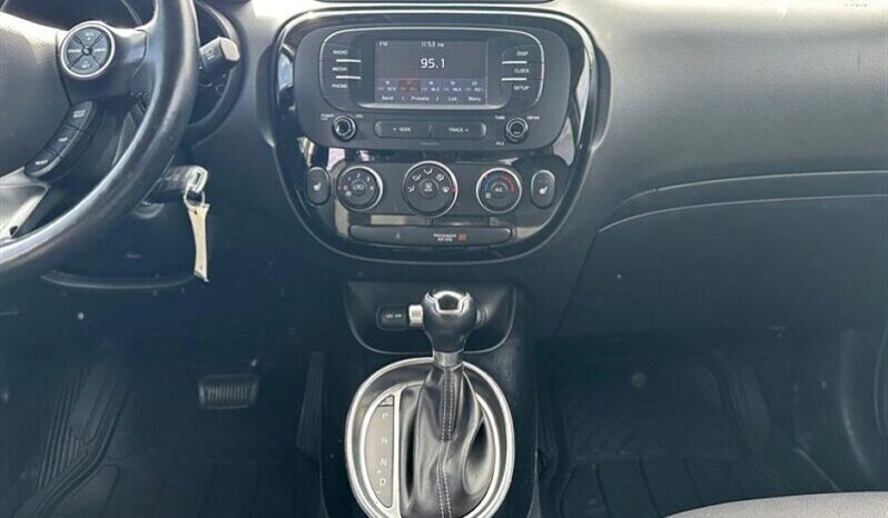 
								2019 Kia Soul EX full									