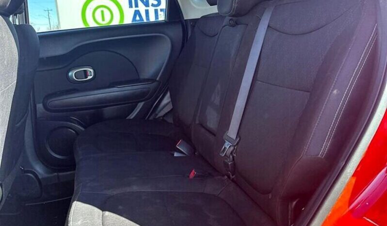 
								2016 Kia Soul LX full									