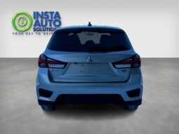 
										2022 Mitsubishi RVR SE full									