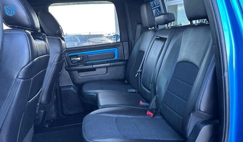 
								2018 RAM 1500 Sport full									
