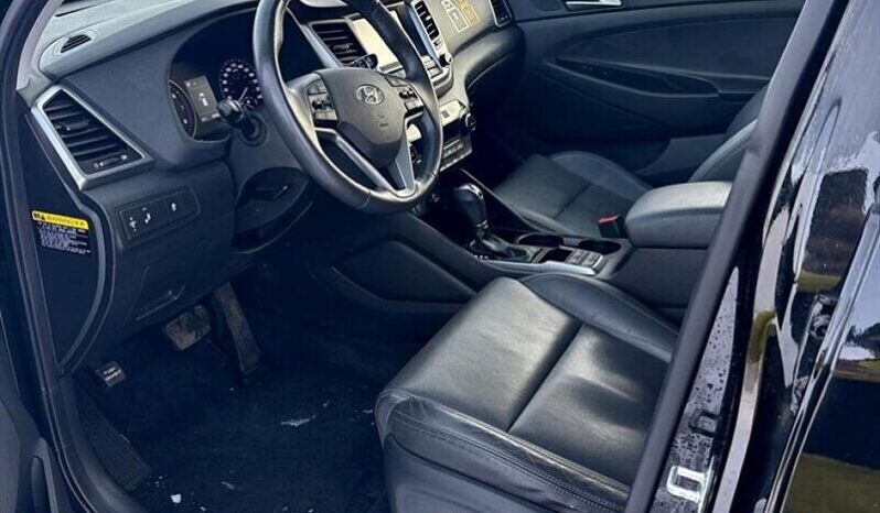 
								2018 Hyundai Tucson SE full									