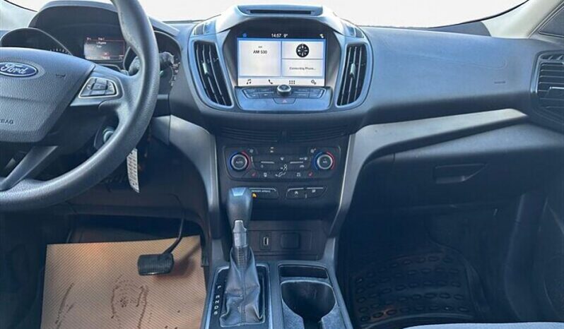 
								2017 Ford Escape SE full									