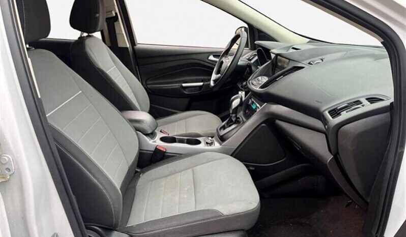 
								2015 Ford Escape SE full									