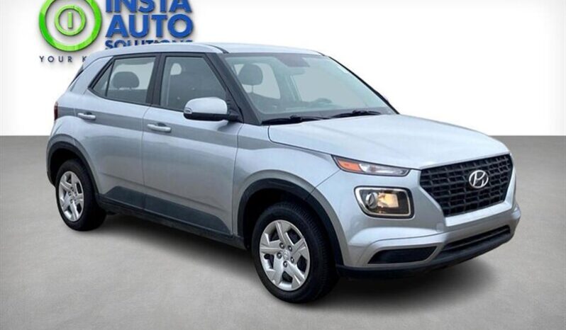 
								2021 Hyundai VENUE Essential full									