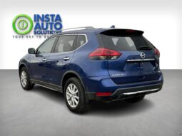 
										2020 Nissan Rogue SV full									