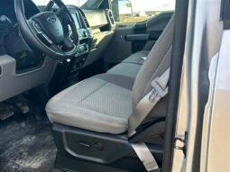 
										2019 Ford F-150 XLT full									