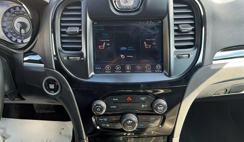 
								2018 Chrysler 300S full									
