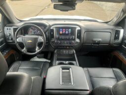 
										2017 Chevrolet Silverado 1500 LTZ Crew Cab 4×4 5.3L full									