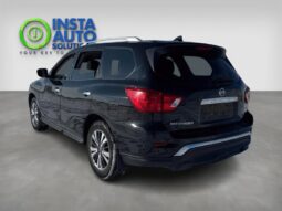 
										2020 Nissan Pathfinder SV Tech 4X4 full									