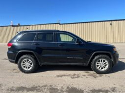 
										2018 Jeep Grand Cherokee Laredo 4X4 full									