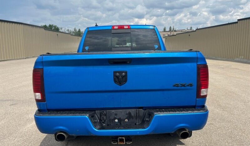 
								2018 Ram 1500 Sport Crew Cab 4×4 5.7L Hemi full									