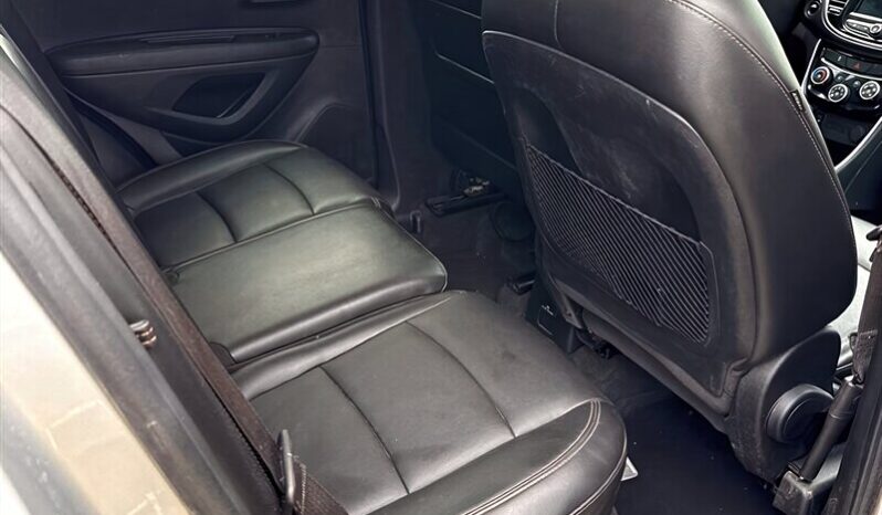 
								2020 Chev Trax Premier AWD full									