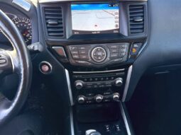 
										2020 Nissan Pathfinder SV Tech 4X4 full									