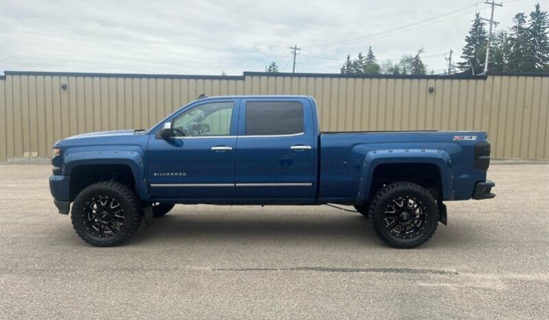 
								2017 Chevrolet Silverado Lifted 1500 LTZ Z71 Crew Cab 4×4 6.2L full									