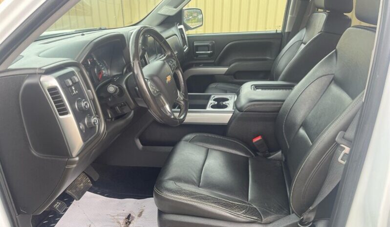 
								2018 Chev Silverado 1500 LTZ Z71 Crew Cab 4×4 5.3L full									