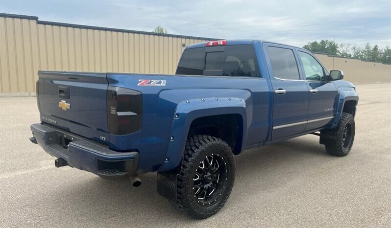 
								2017 Chevrolet Silverado Lifted 1500 LTZ Z71 Crew Cab 4×4 6.2L full									