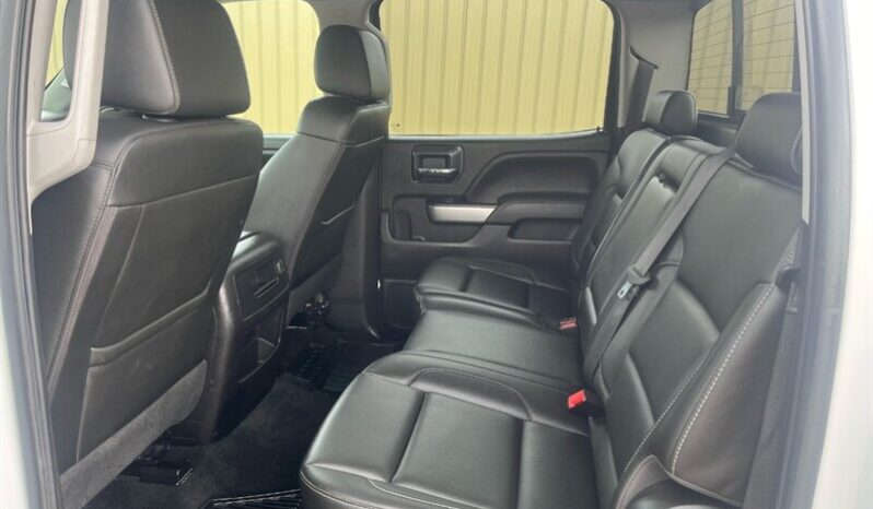 
								2018 Chev Silverado 1500 LTZ Z71 Crew Cab 4×4 5.3L full									