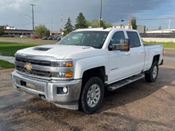 2018 Chevrolet Silverado 3500 LT Z71 Diesel Crew Cab 4×4